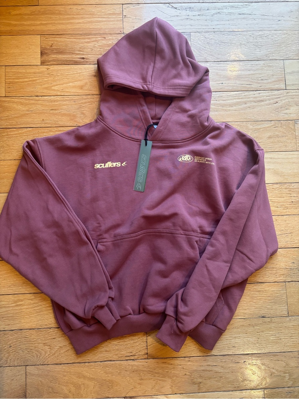 Scuffers Women's Crewneck Hoodie in Maroon